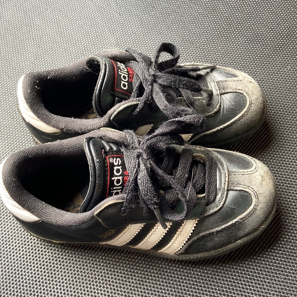 Adidas Samba little kids size 11